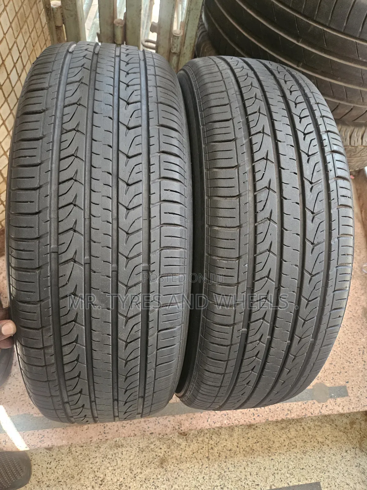 225 65 R17 Joyroad Used but Still Gd Tires.
