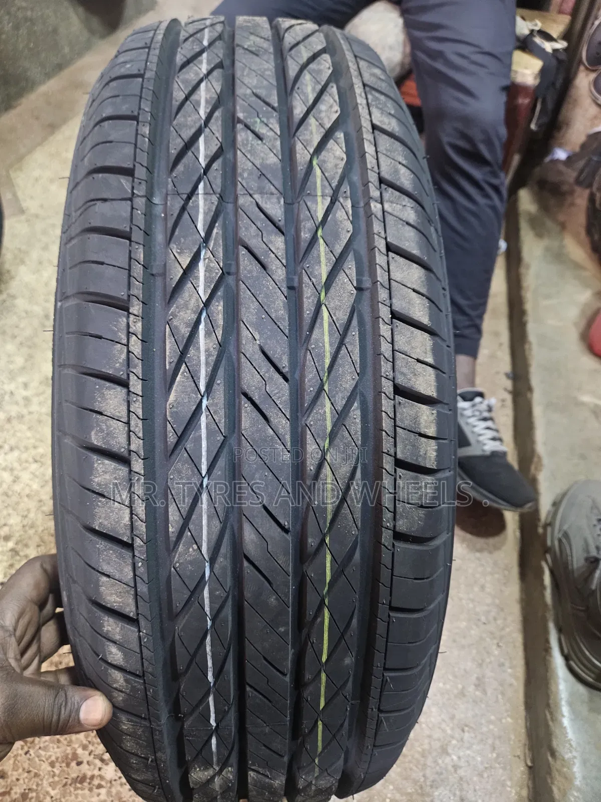 225 65 R17 Roadking Brand New Argos H/T