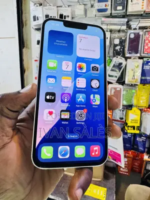 Apple iPhone 13 128 GB White