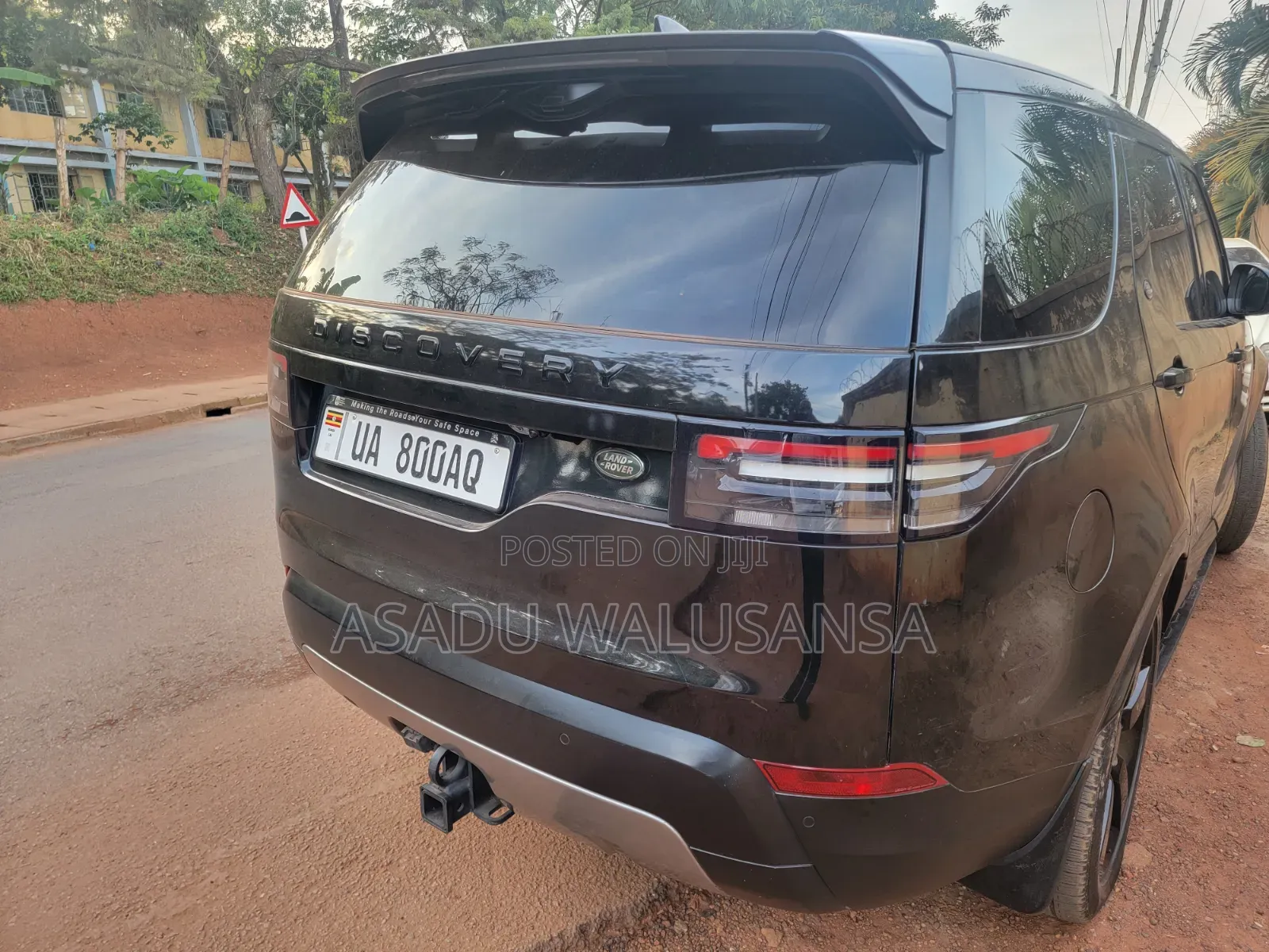 Land Rover Discovery 2023 Black
