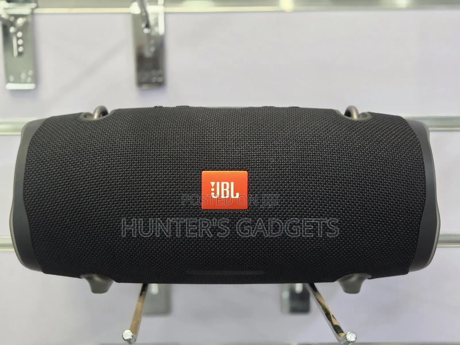 JBL Extreme 2 Bluetooth Rechargeable Used for 2 Weeks as Good as New