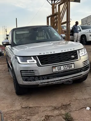 Land Rover Range Rover Vogue 2016 Gold