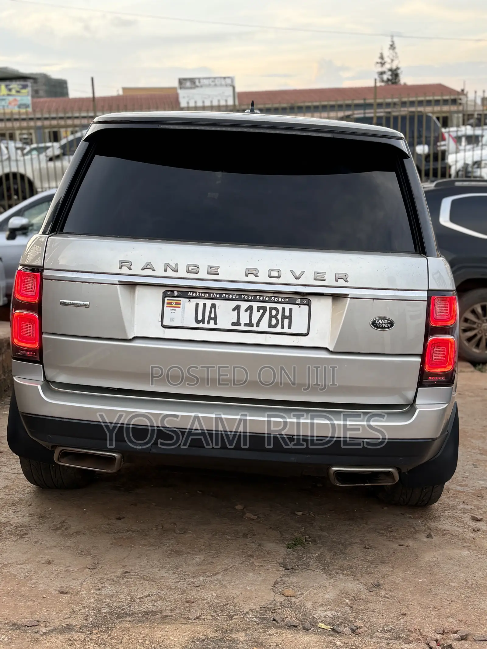 Land Rover Range Rover Vogue 2016 Gold