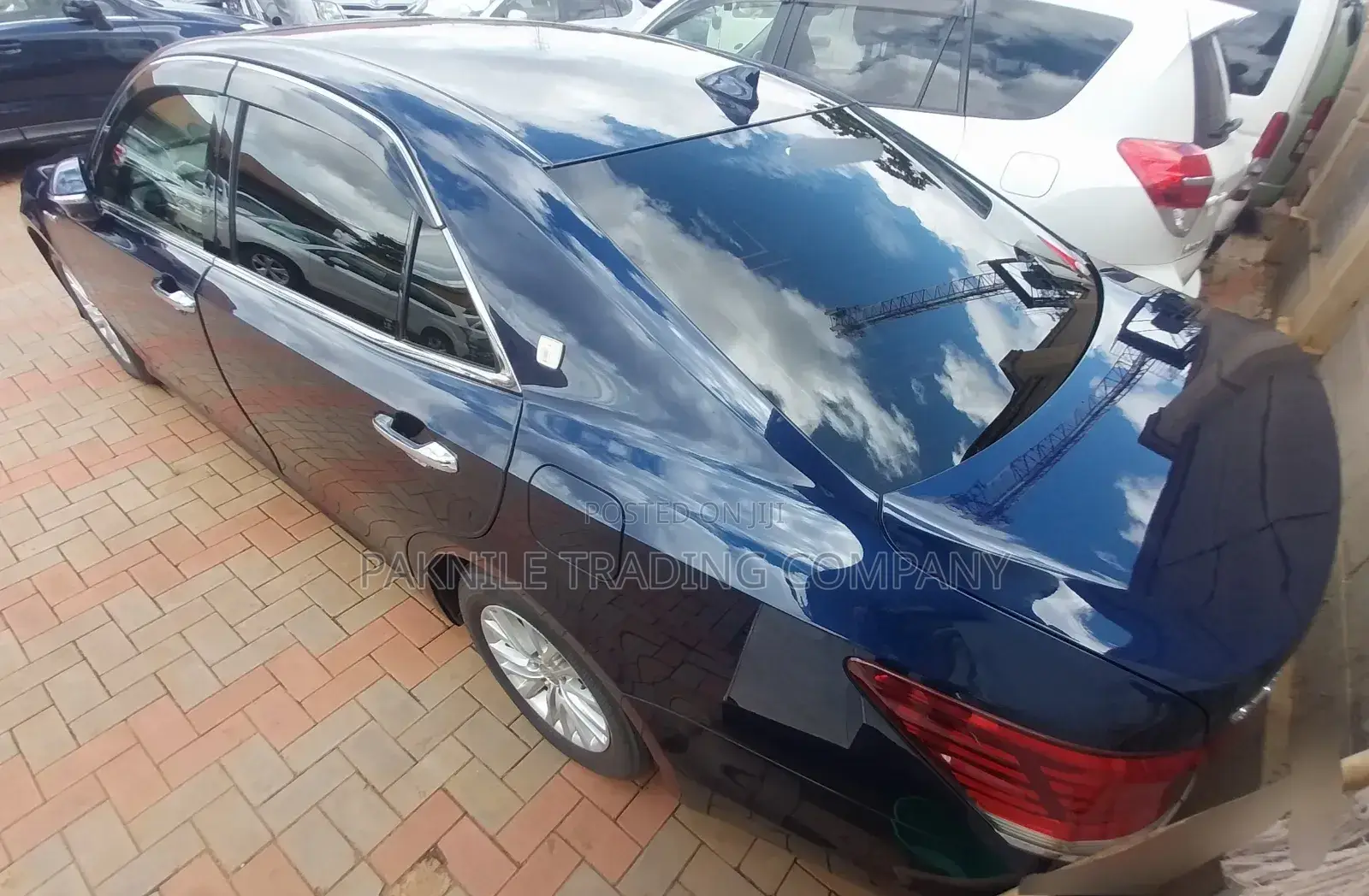 Toyota Crown 2016 Blue