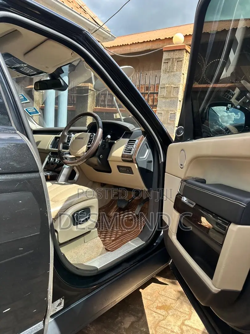 Land Rover Range Rover Vogue 2013 Black