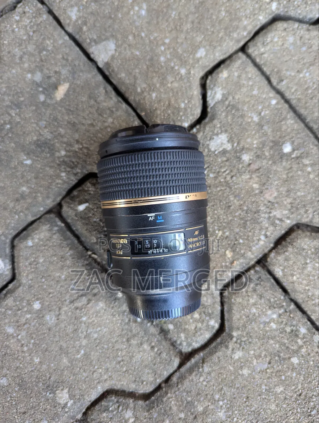 Tamron Sp Af 90mm F/2.8 Di Macro 1:1 Lens.