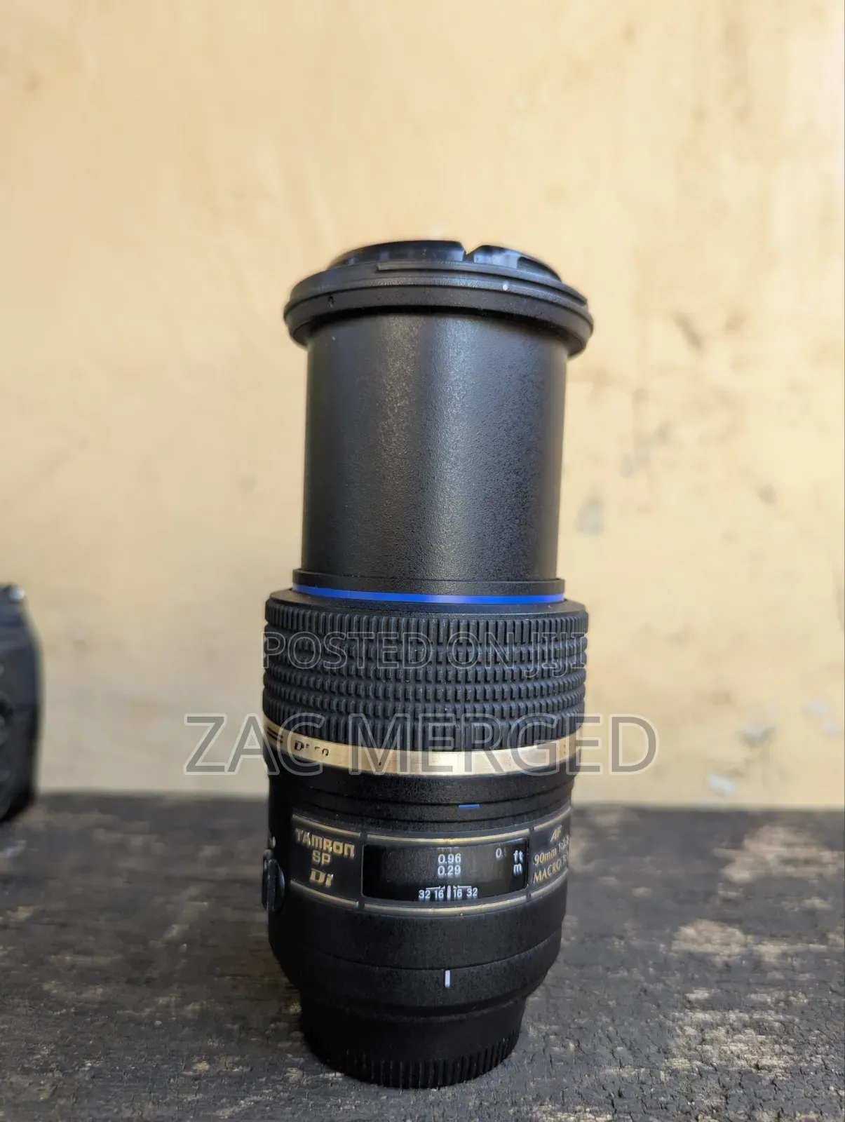 Tamron Sp Af 90mm F/2.8 Di Macro 1:1 Lens.
