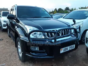 Toyota Land Cruiser Prado 2010 Black