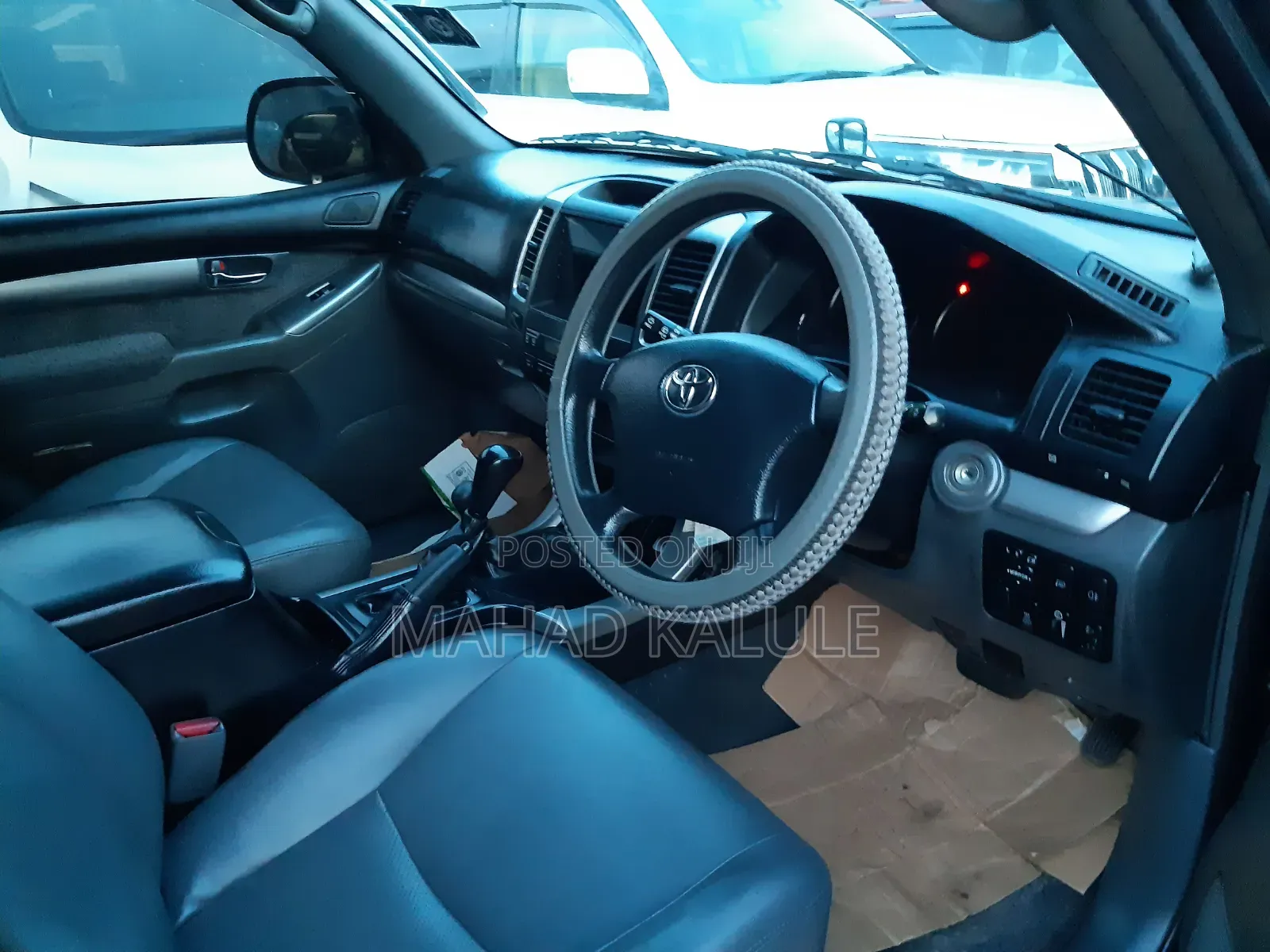 Toyota Land Cruiser Prado 2010 Black
