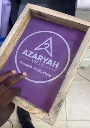 Labeling Tshirts, Uniforms, Clothes. Screen Printing, Branding Shirts
