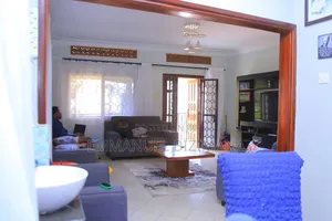 Furnished 4bdrm Bungalow in Kira, Central Division for sale