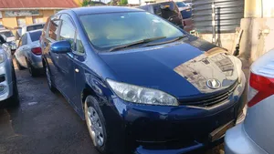 Toyota Wish 2010 Blue