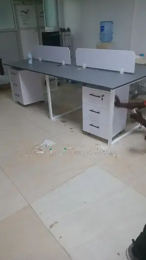 Morden Work Station
