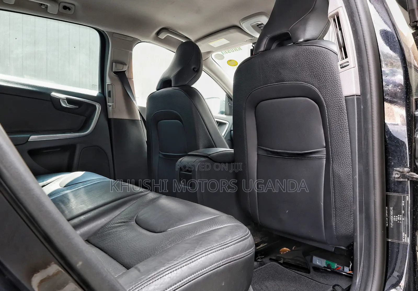 Volvo V60 2012 Black
