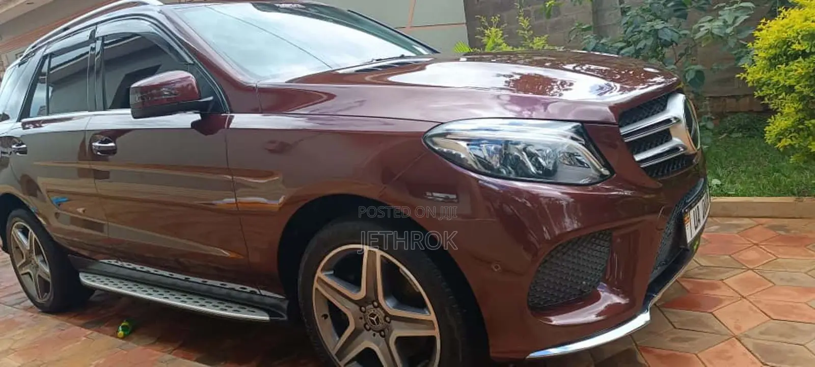 Mercedes-Benz GLE-Class GLE 350d 4MATIC 2017 Brown