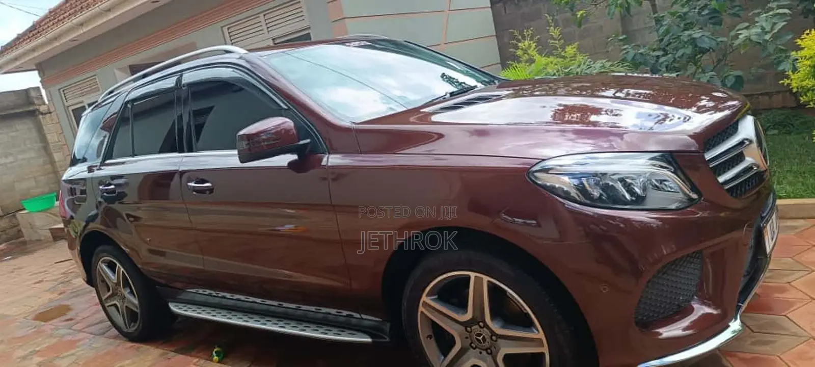 Mercedes-Benz GLE-Class GLE 350d 4MATIC 2017 Brown