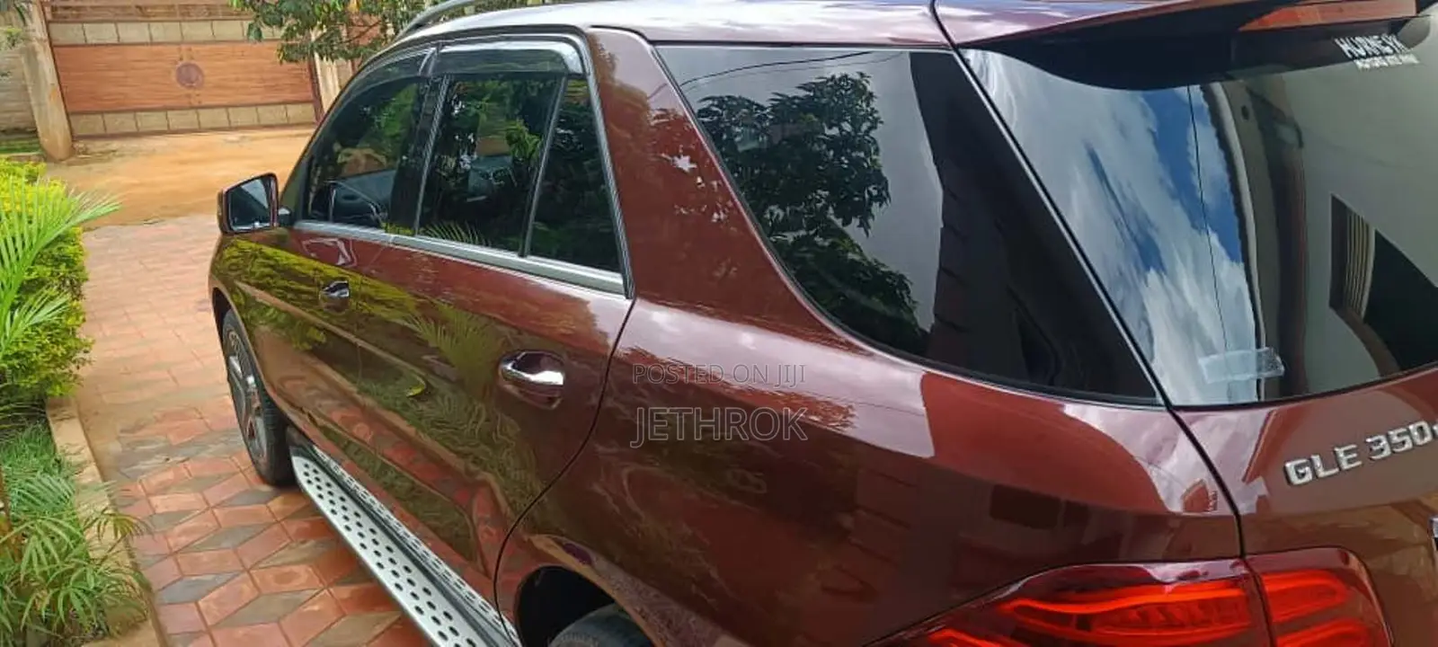 Mercedes-Benz GLE-Class GLE 350d 4MATIC 2017 Brown