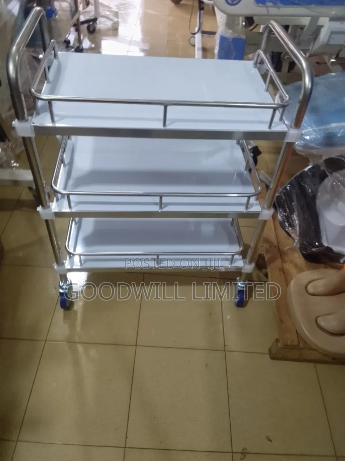 Treatment Trolley (3 Shelf)