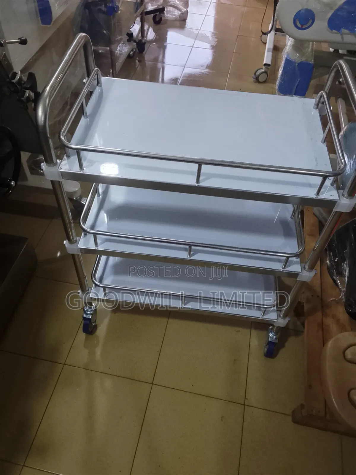 Treatment Trolley (3 Shelf)