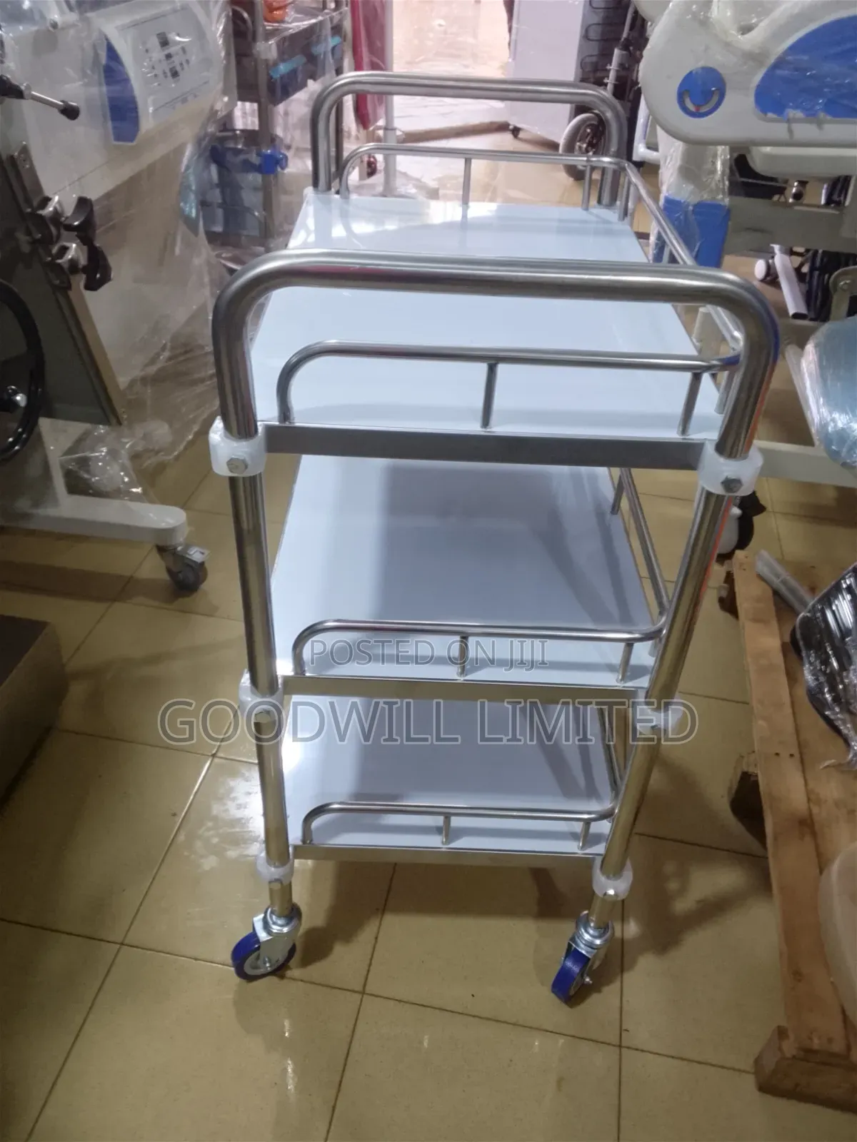 Treatment Trolley (3 Shelf)