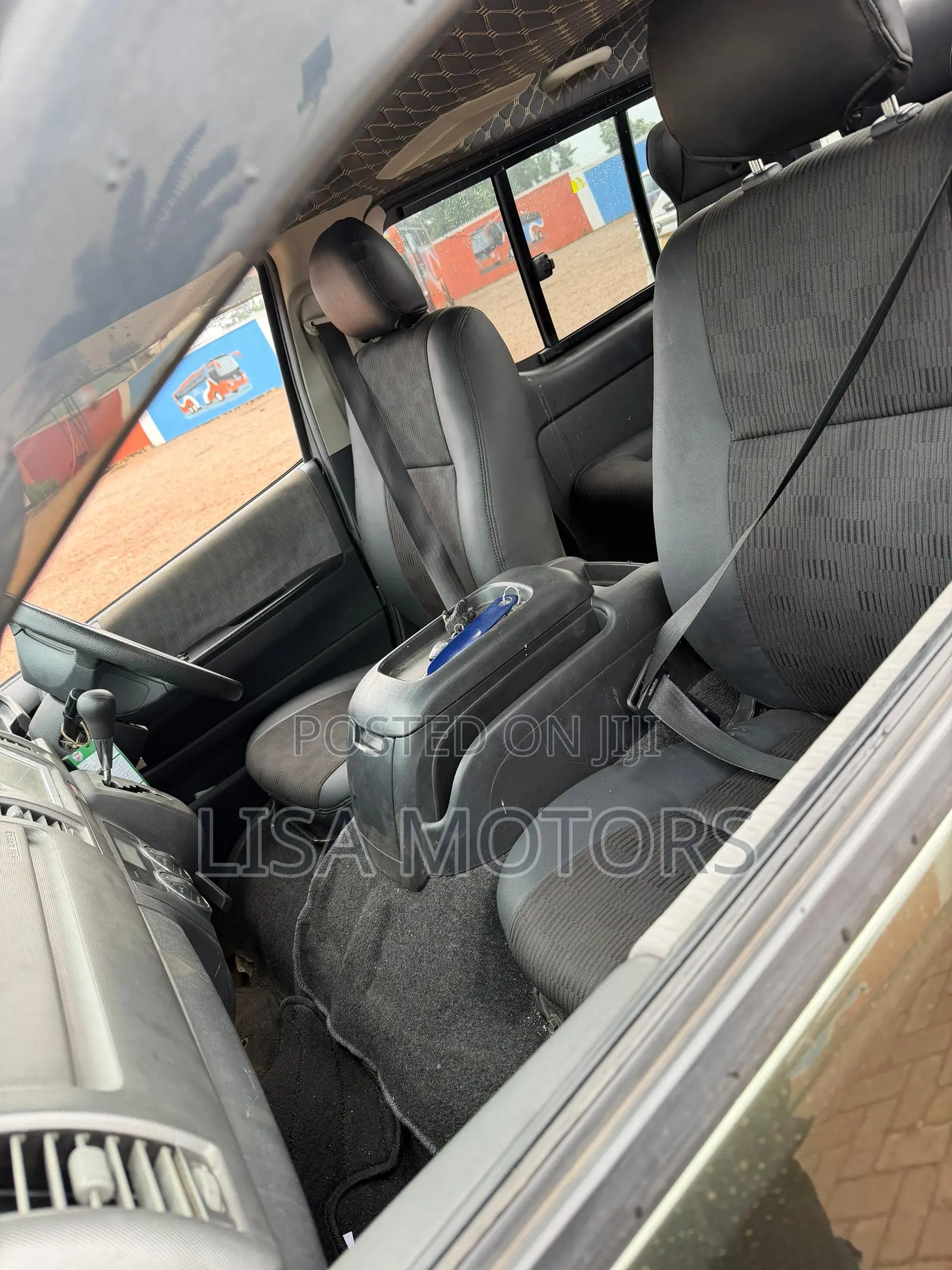 Toyota HiAce 2012 Green