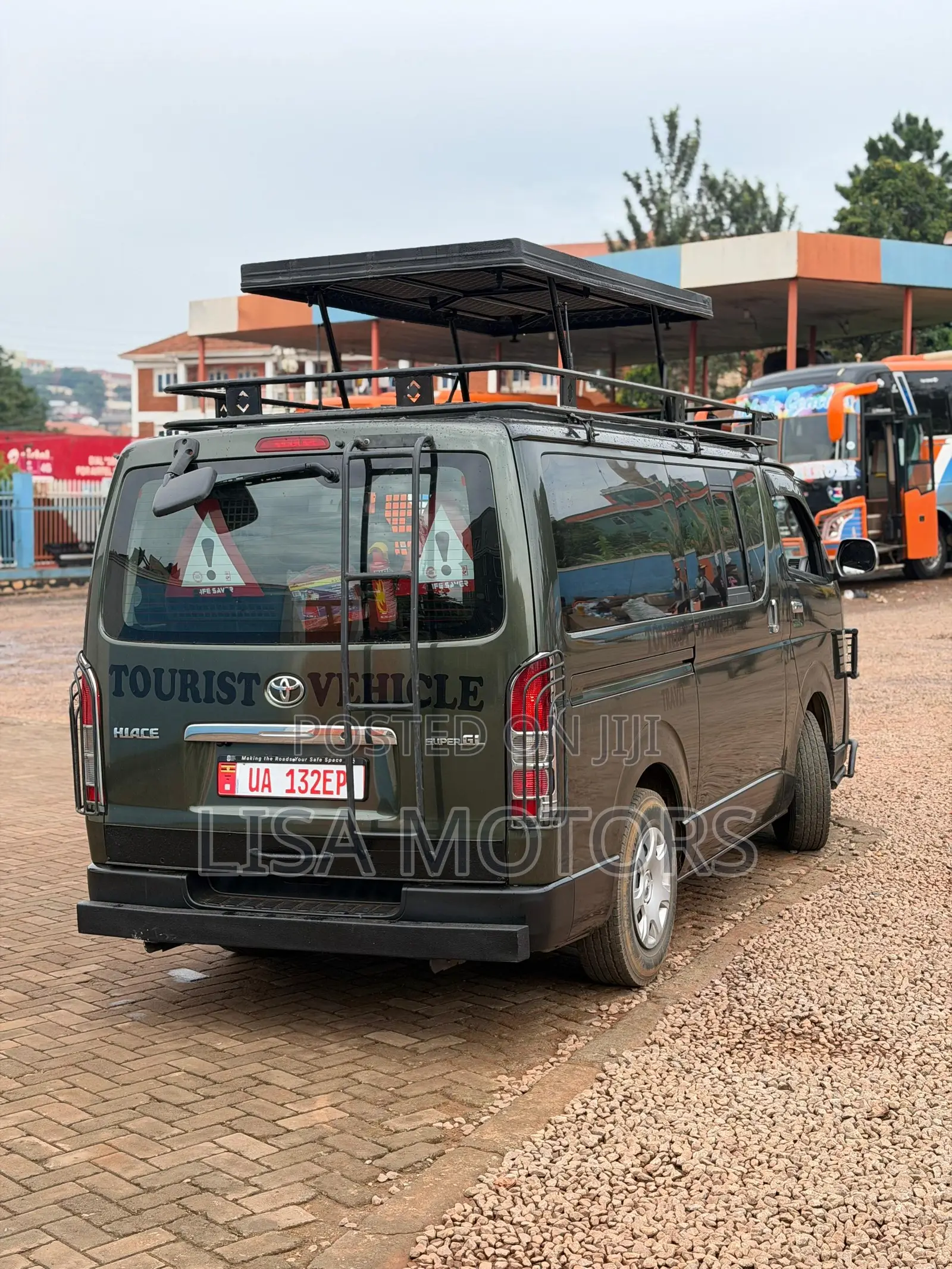 Toyota HiAce 2012 Green