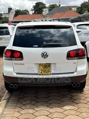 Volkswagen Touareg 3.0 V6 TDi 2008 White