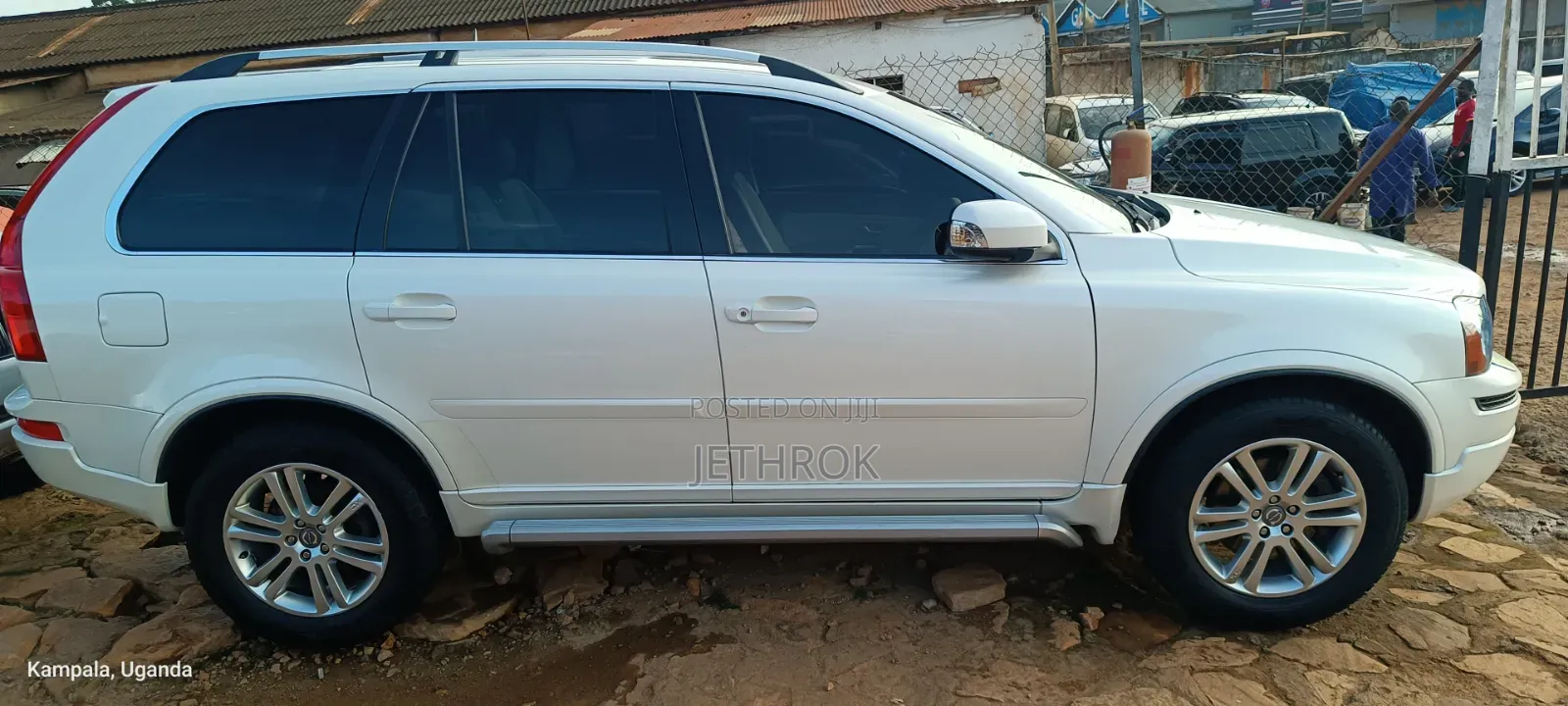 Volvo XC90 3.2 4dr SUV AWD (3.2L 6cyl 6A) 2011 Pearl