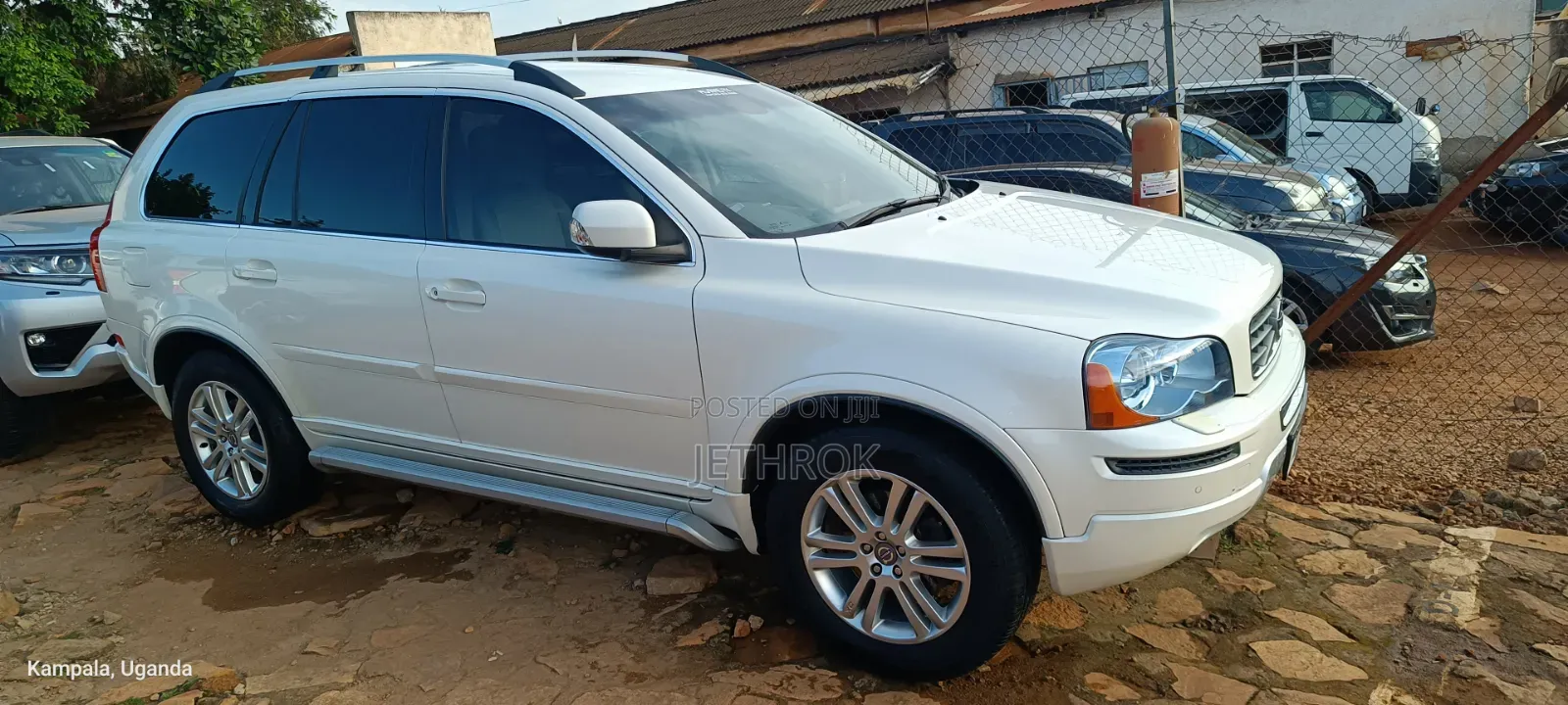 Volvo XC90 3.2 4dr SUV AWD (3.2L 6cyl 6A) 2011 Pearl