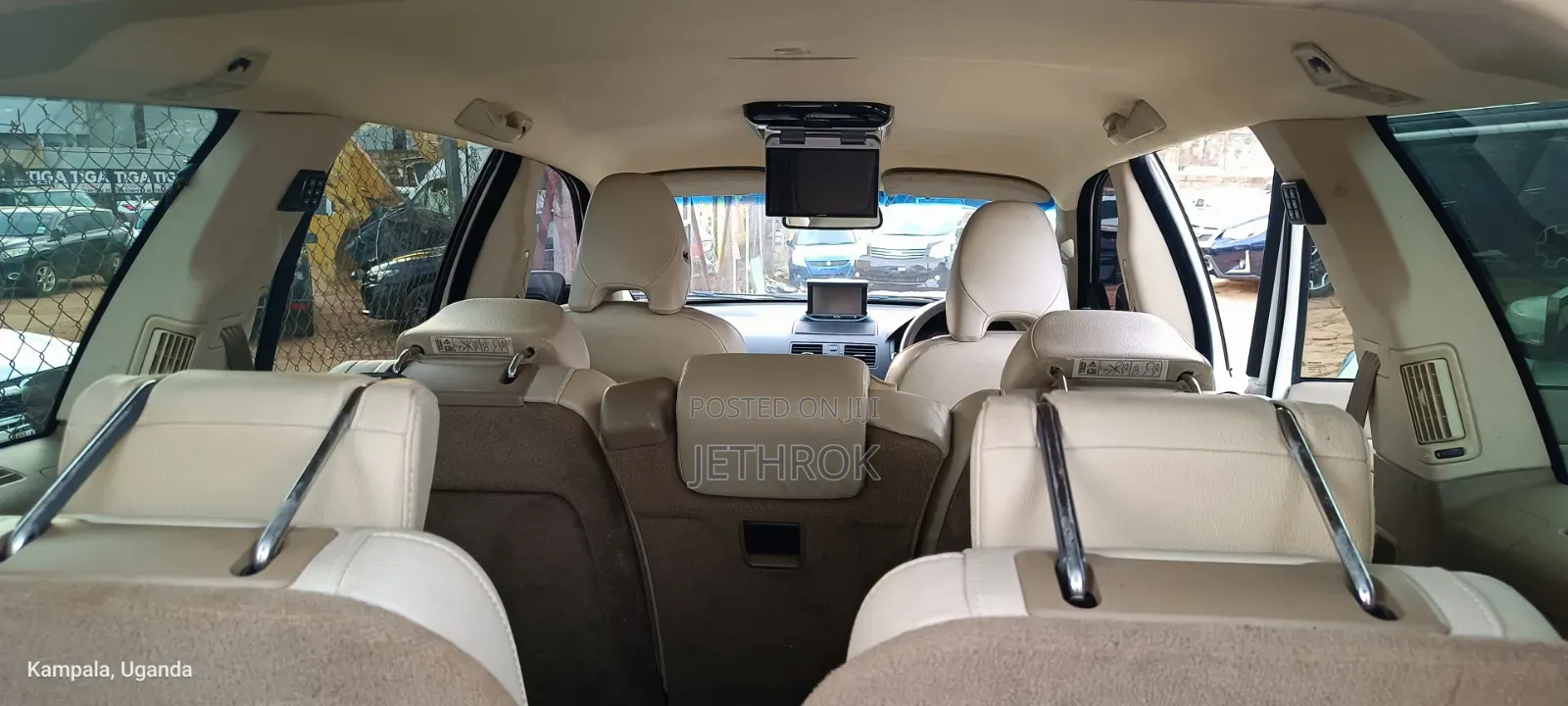 Volvo XC90 3.2 4dr SUV AWD (3.2L 6cyl 6A) 2011 Pearl