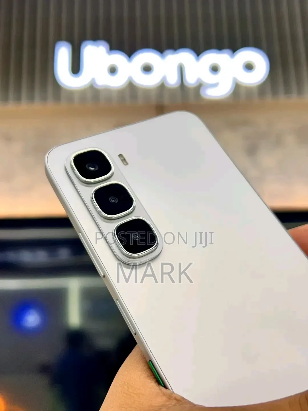 New Infinix Hot 60i 256 GB Gold
