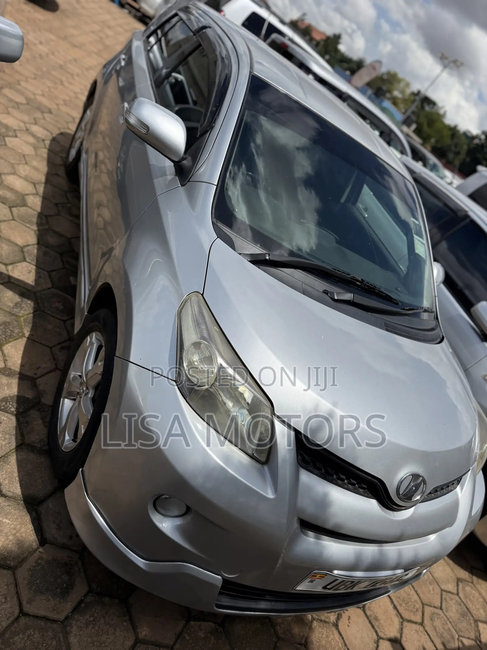Toyota IST 2007 Silver