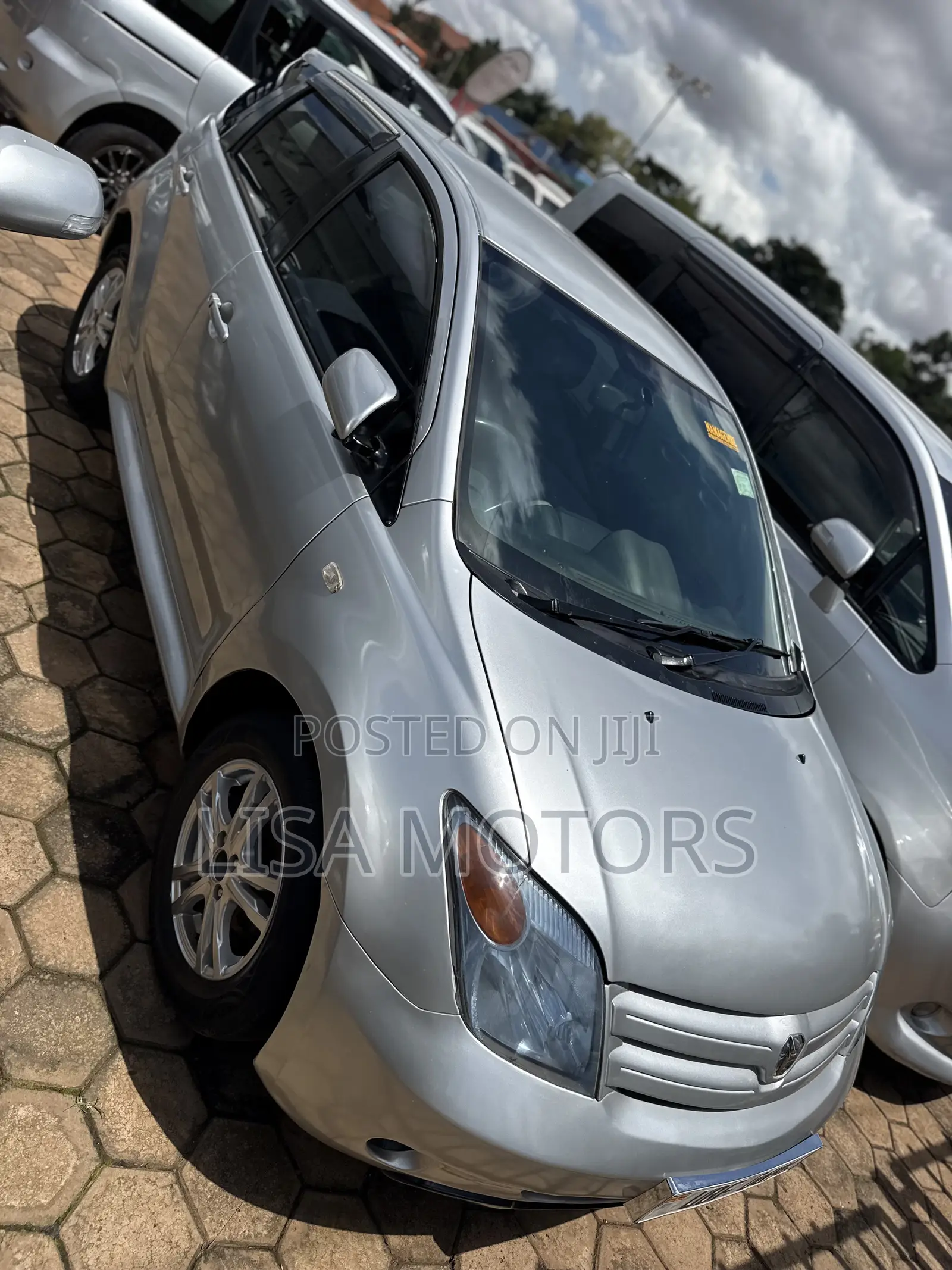 Toyota IST 2007 Silver