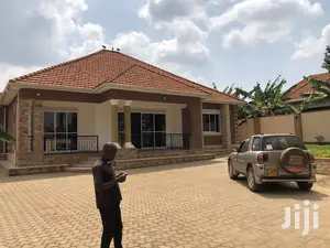 Furnished 4bdrm Mansion in Kampala for Sale
