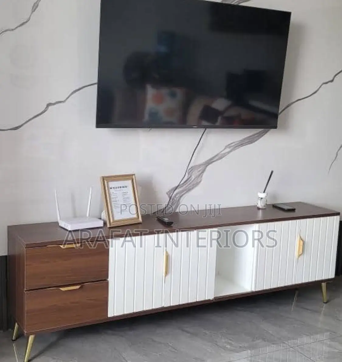 Modern Two-Tone Fluted Tv Stand