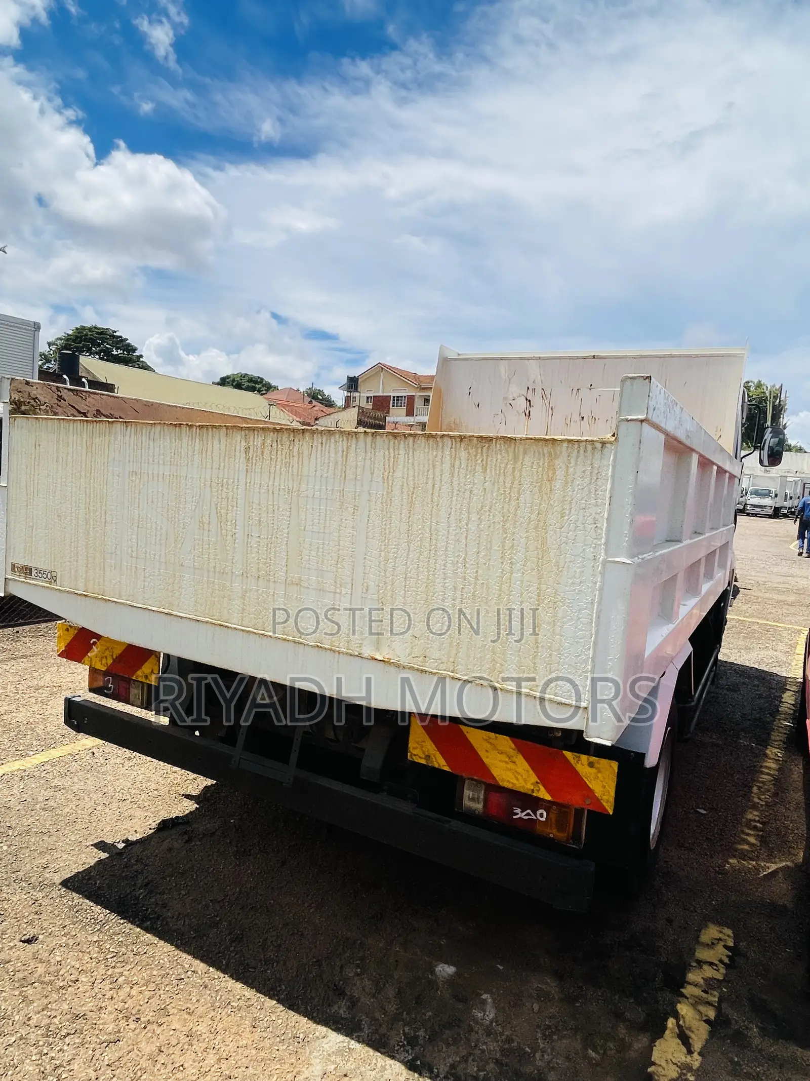 Isuzu Forward New Model