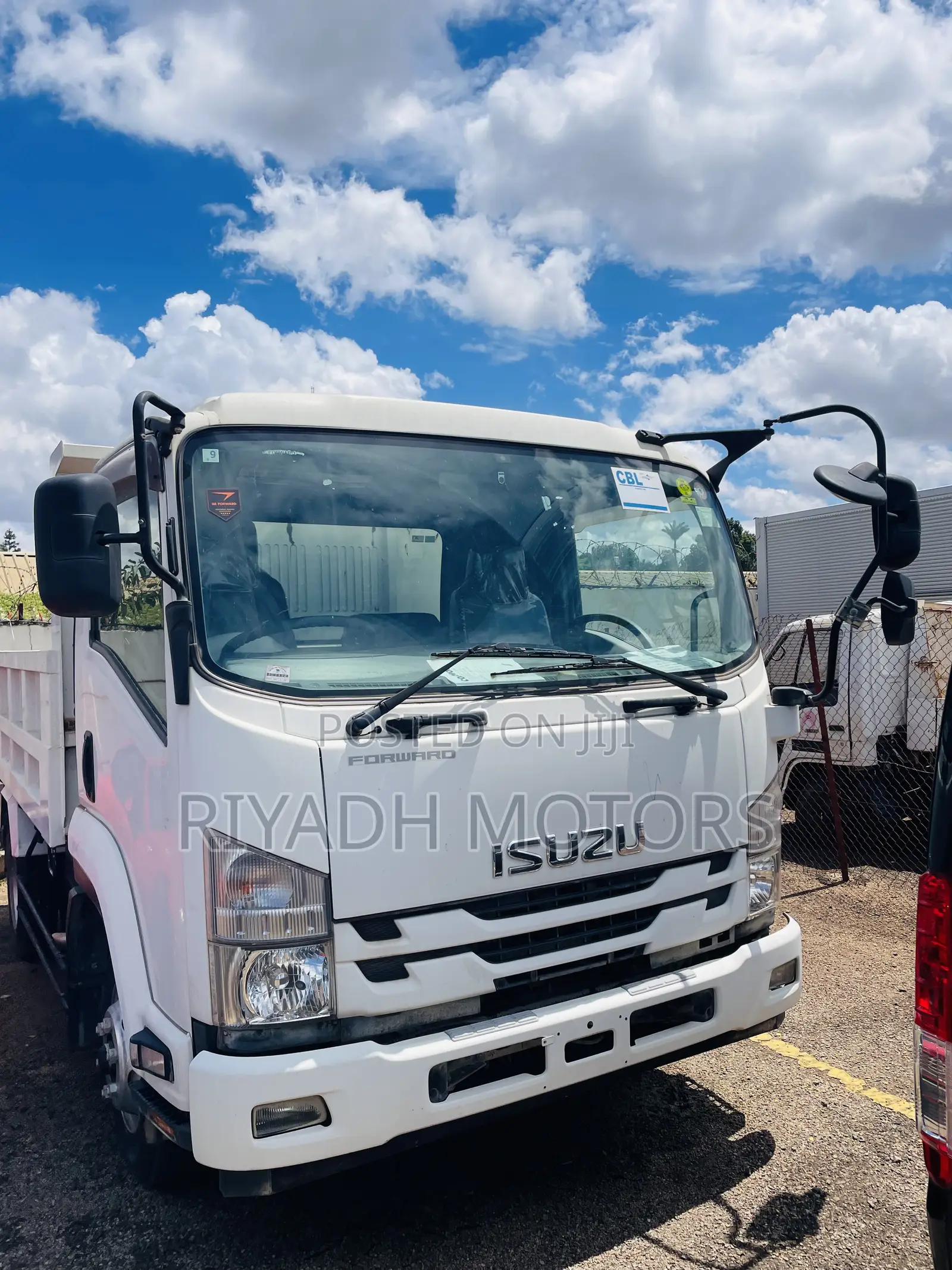 Isuzu Forward New Model
