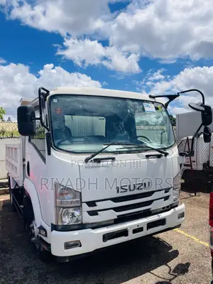 Isuzu Forward New Model