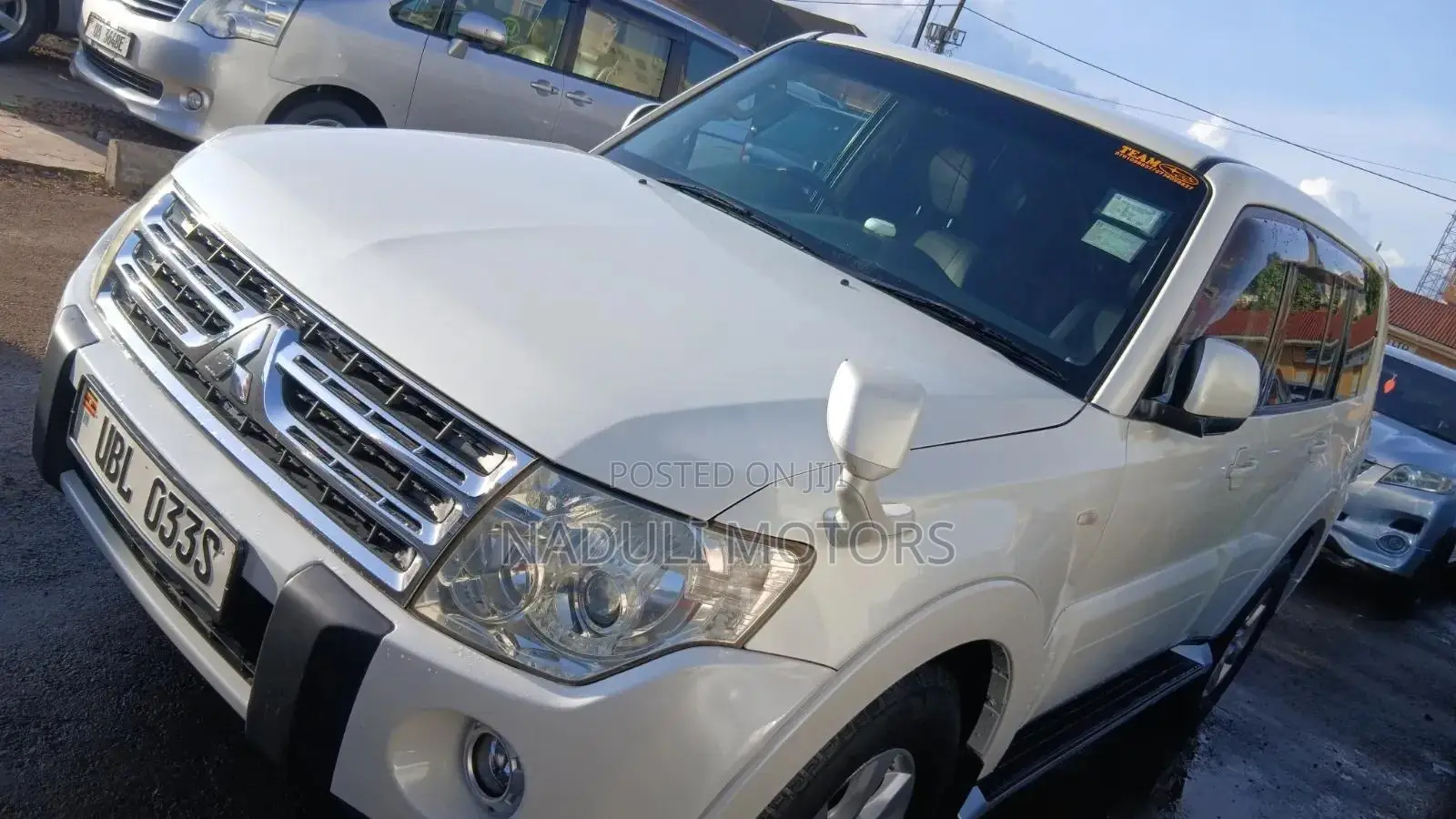 Mitsubishi Pajero 2008 White