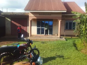 Furnished 2bdrm House in Kawempe for sale