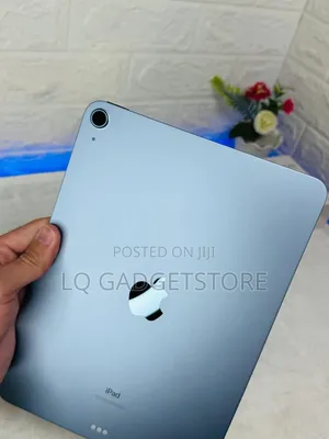 Apple iPad Air 64 GB Gray