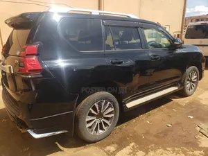 Toyota Land Cruiser 2018 Black