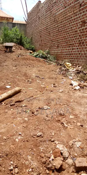 Plot in Wakiso Town, Near Hoima Rd for Sale