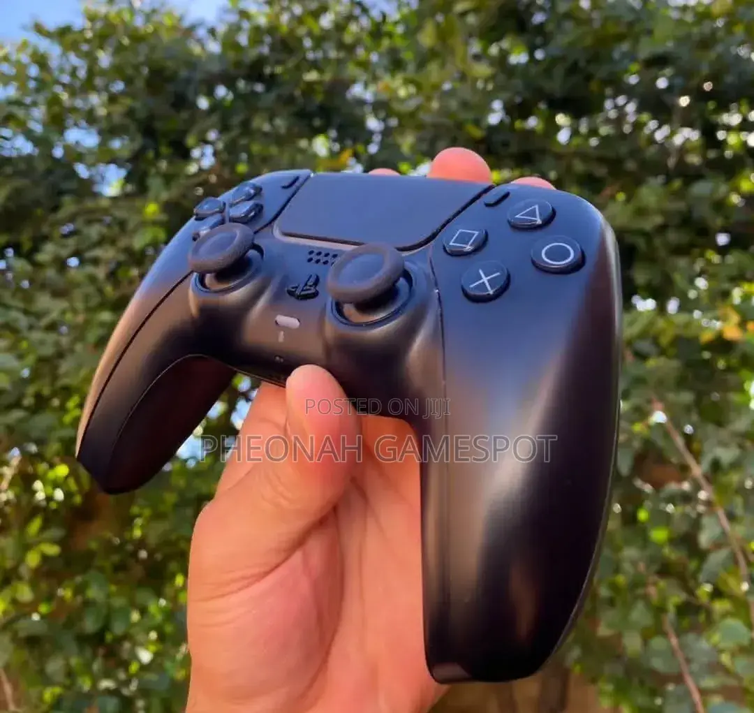 Pure Black Ps5 Game Pads. Playstation 5 Dualsense Controllers Black