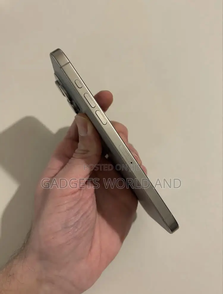 Apple iPhone 15 Pro Max 256 GB Bronze