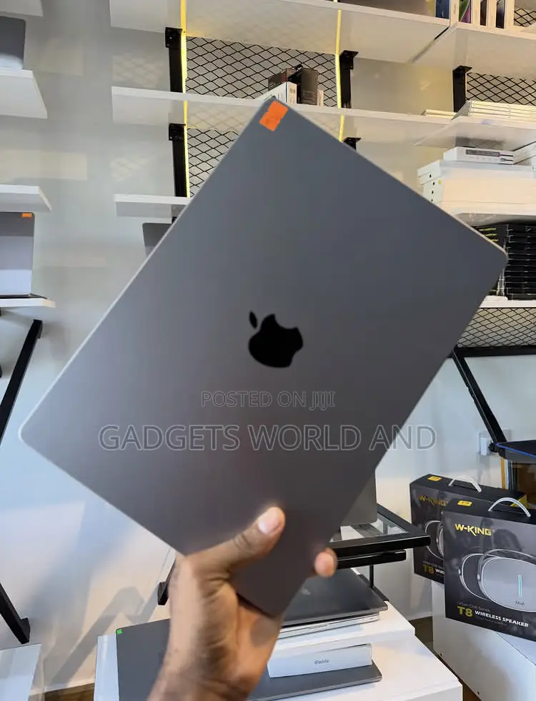 Laptop Apple MacBook Pro 16GB Apple M1 Pro SSD 512GB