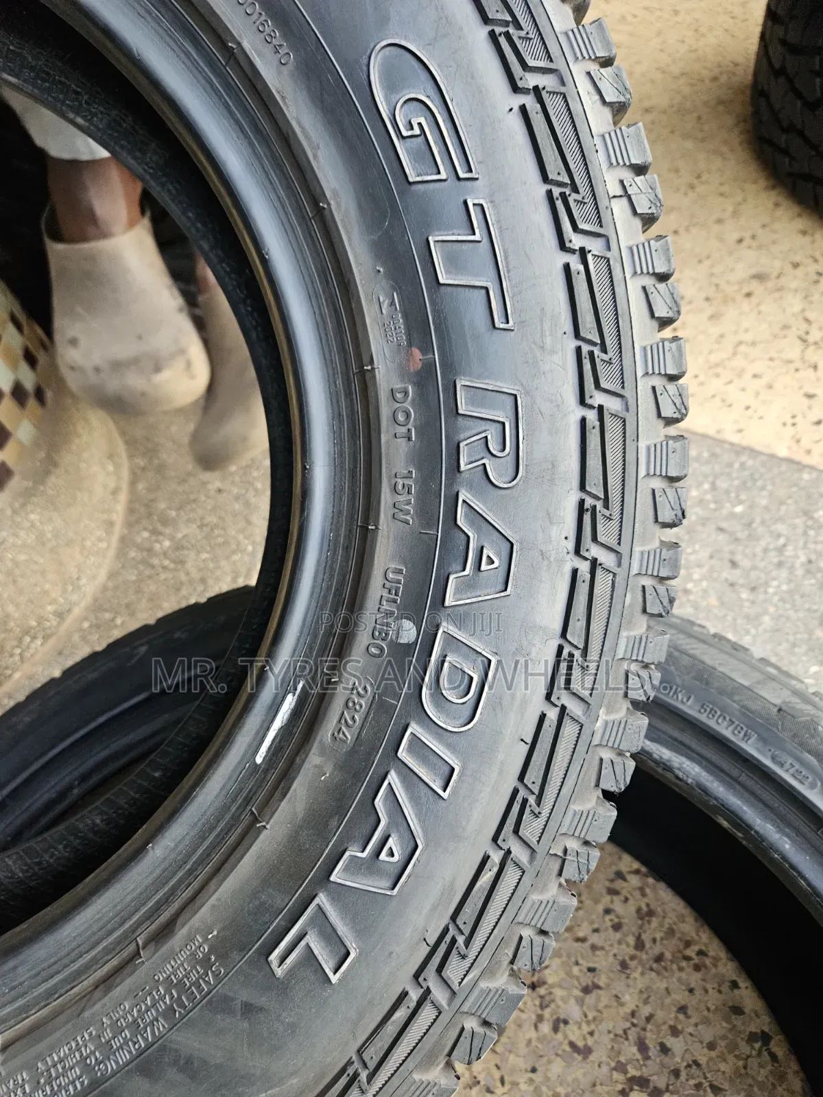 Lt 225 75 R16 Gt Radial Adventure At3 Used but Almost New Tires .
