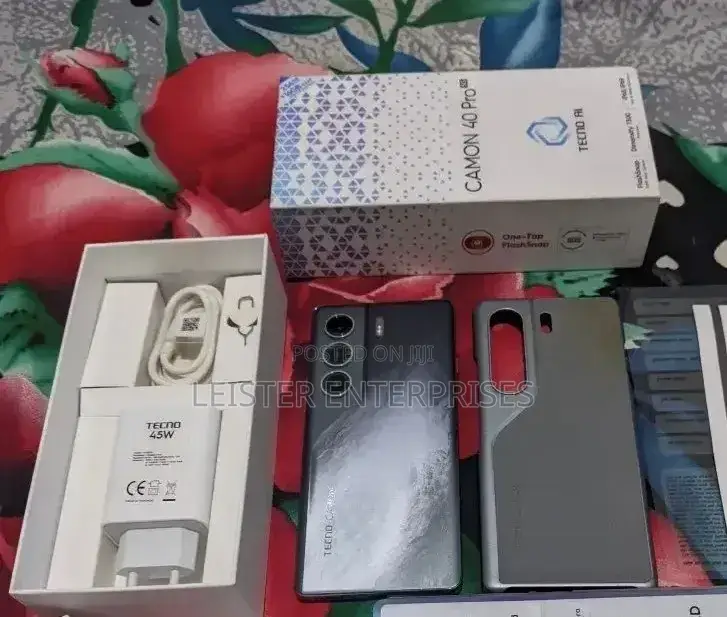 New Tecno Camon 40 Pro 5G 256 GB Black