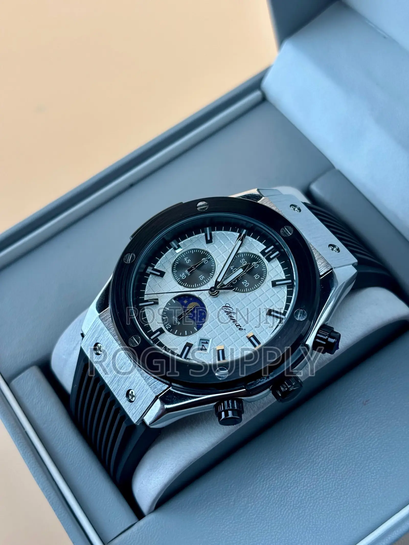Chenix 944 Cronograph Watch