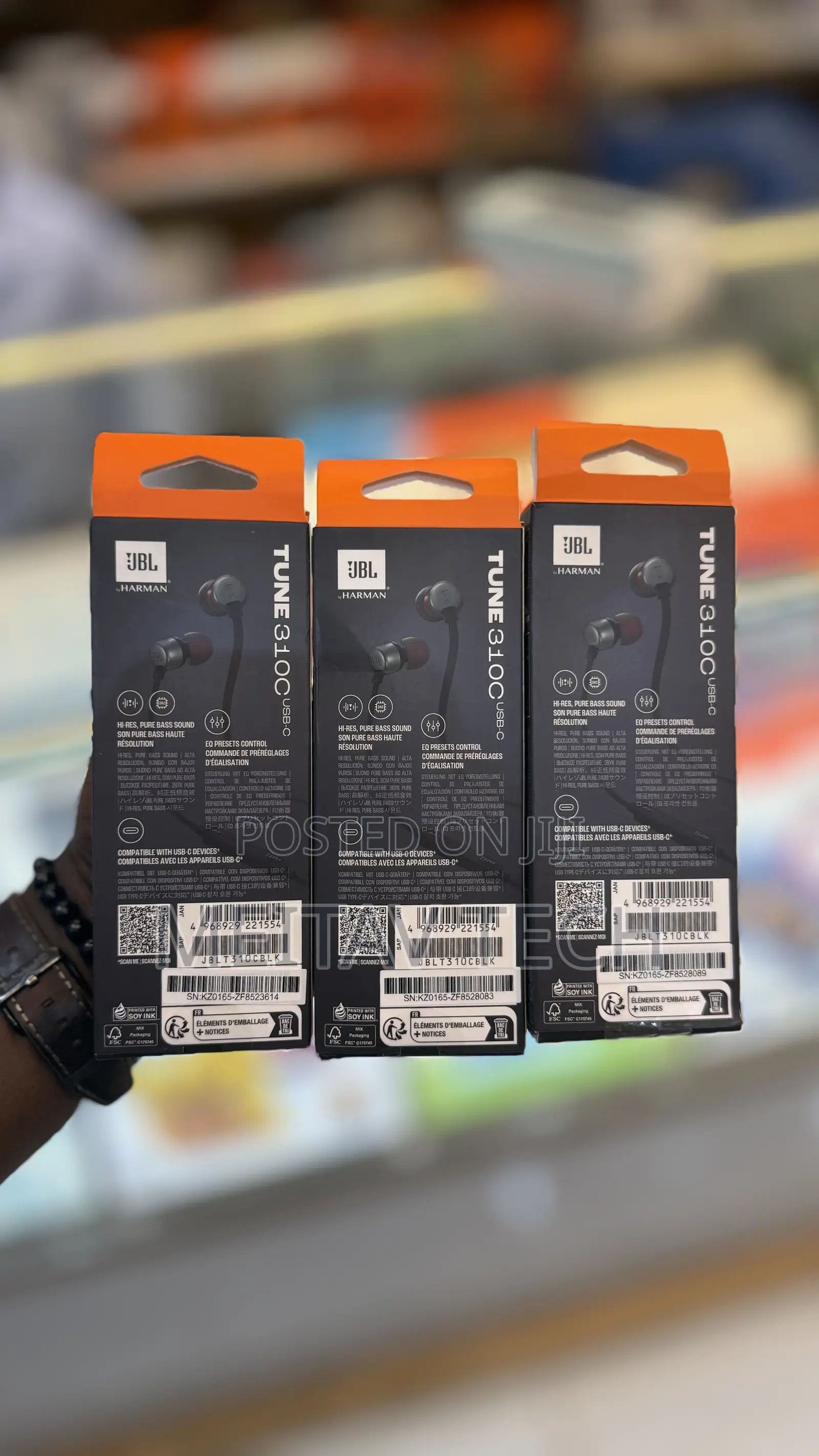 JBL Tune 310c Wired Usb C Earphones